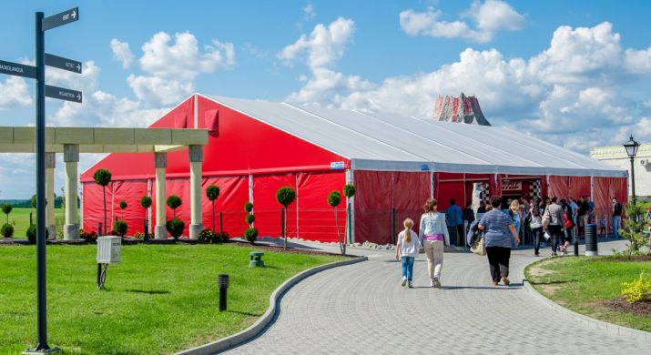 Namioty imprezowe – rozpocznij sezon z Protan Elmark!